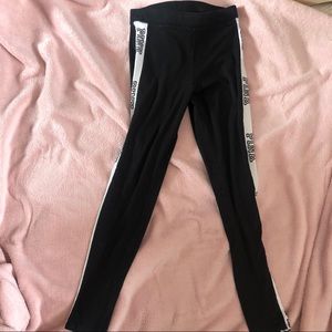 Pink Yoga leggings (medium)